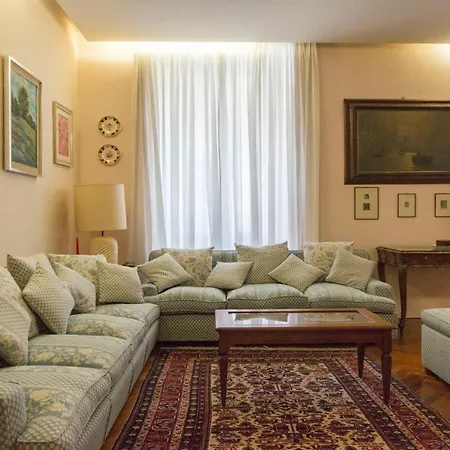 Luxury Art Atelier Apartment-3