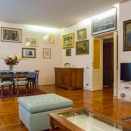 Luxury Art Atelier Apartment-2